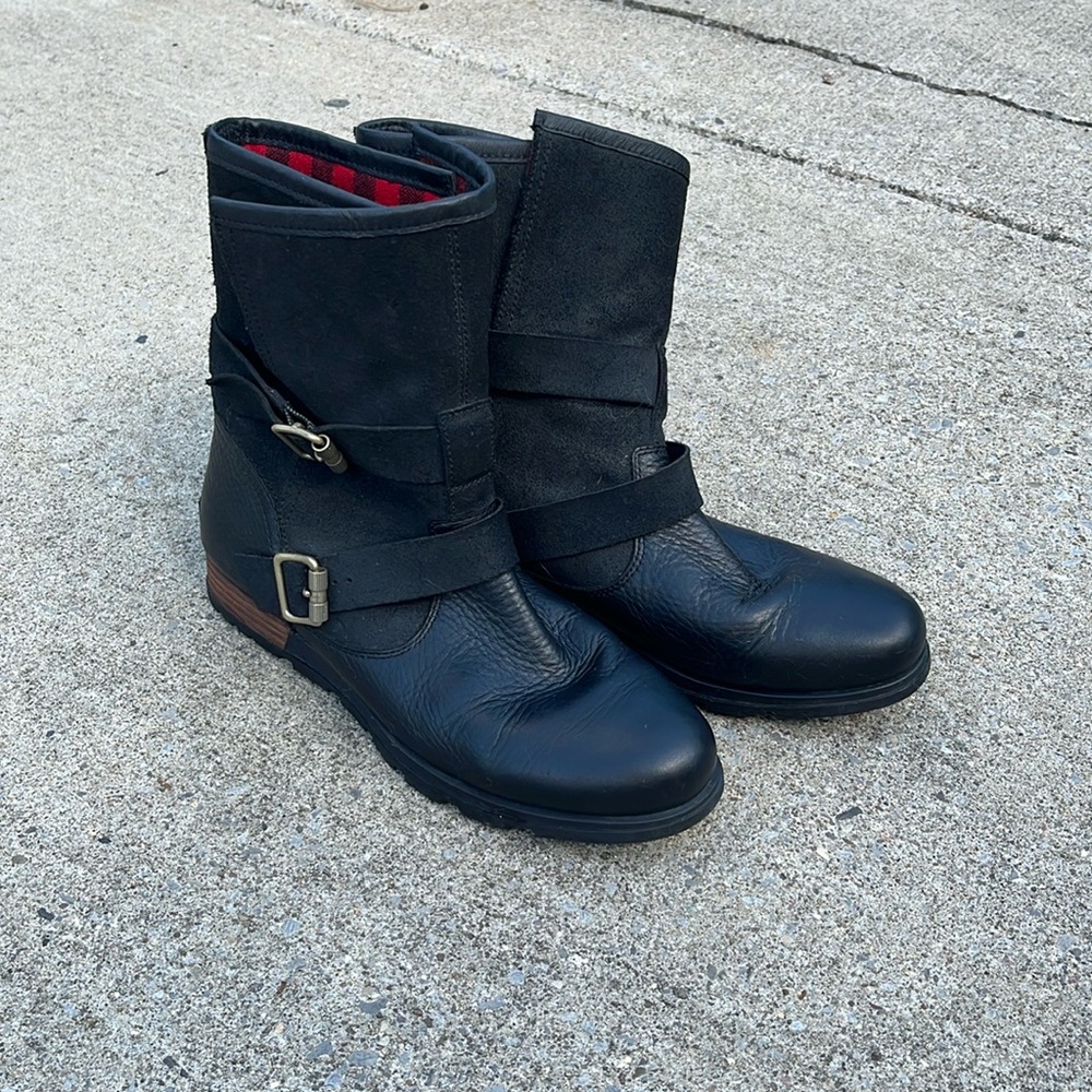 Sorel Major moto boots